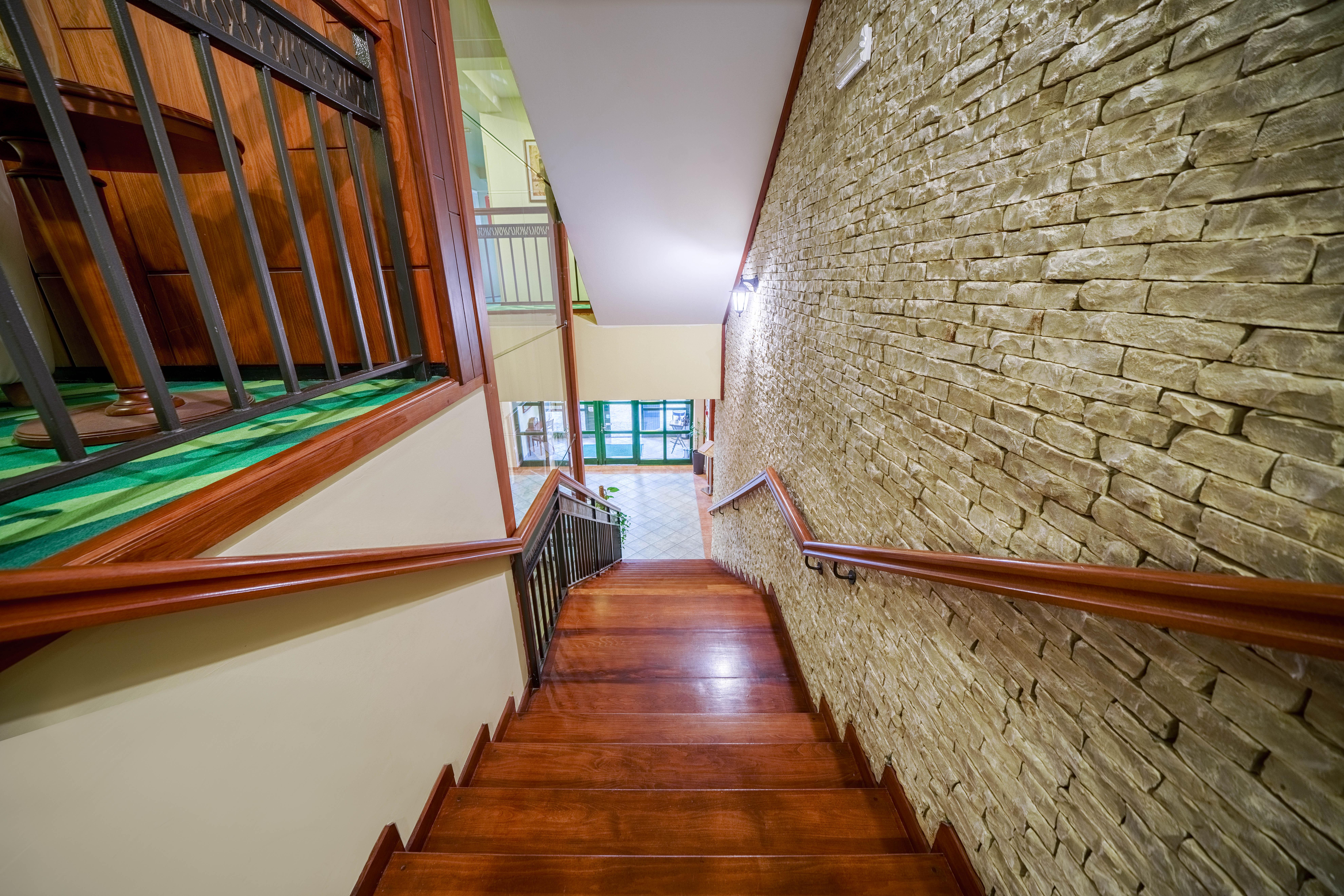 לוזובאק Hotel Vrata Krke מראה חיצוני תמונה