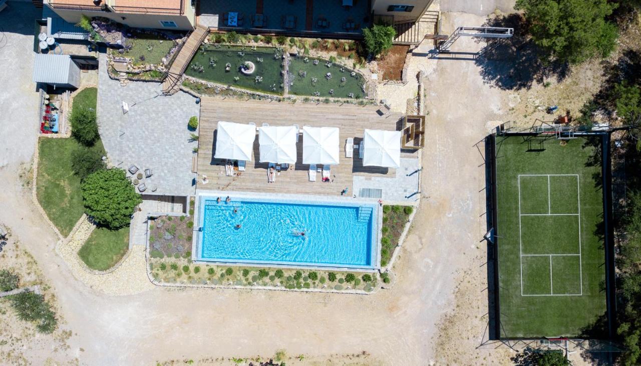 לוזובאק Hotel Vrata Krke מראה חיצוני תמונה