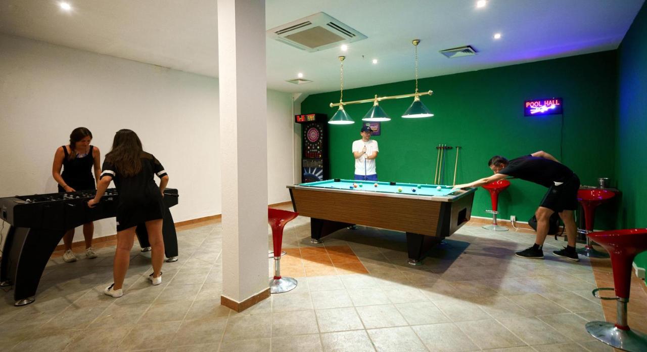 לוזובאק Hotel Vrata Krke מראה חיצוני תמונה