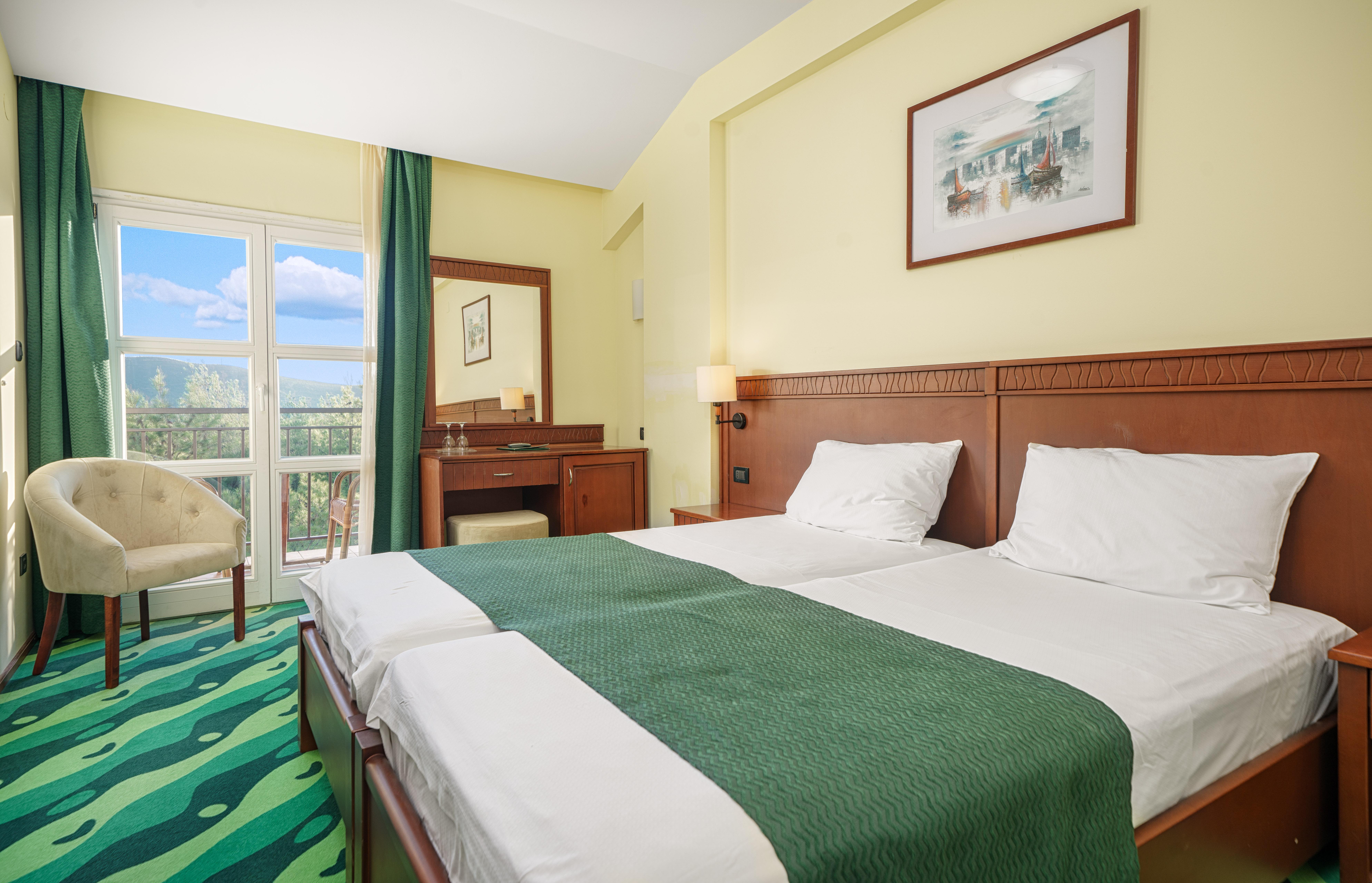 לוזובאק Hotel Vrata Krke מראה חיצוני תמונה